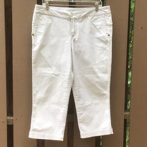 Sale! Woolrich Capris in EUC, Size 12